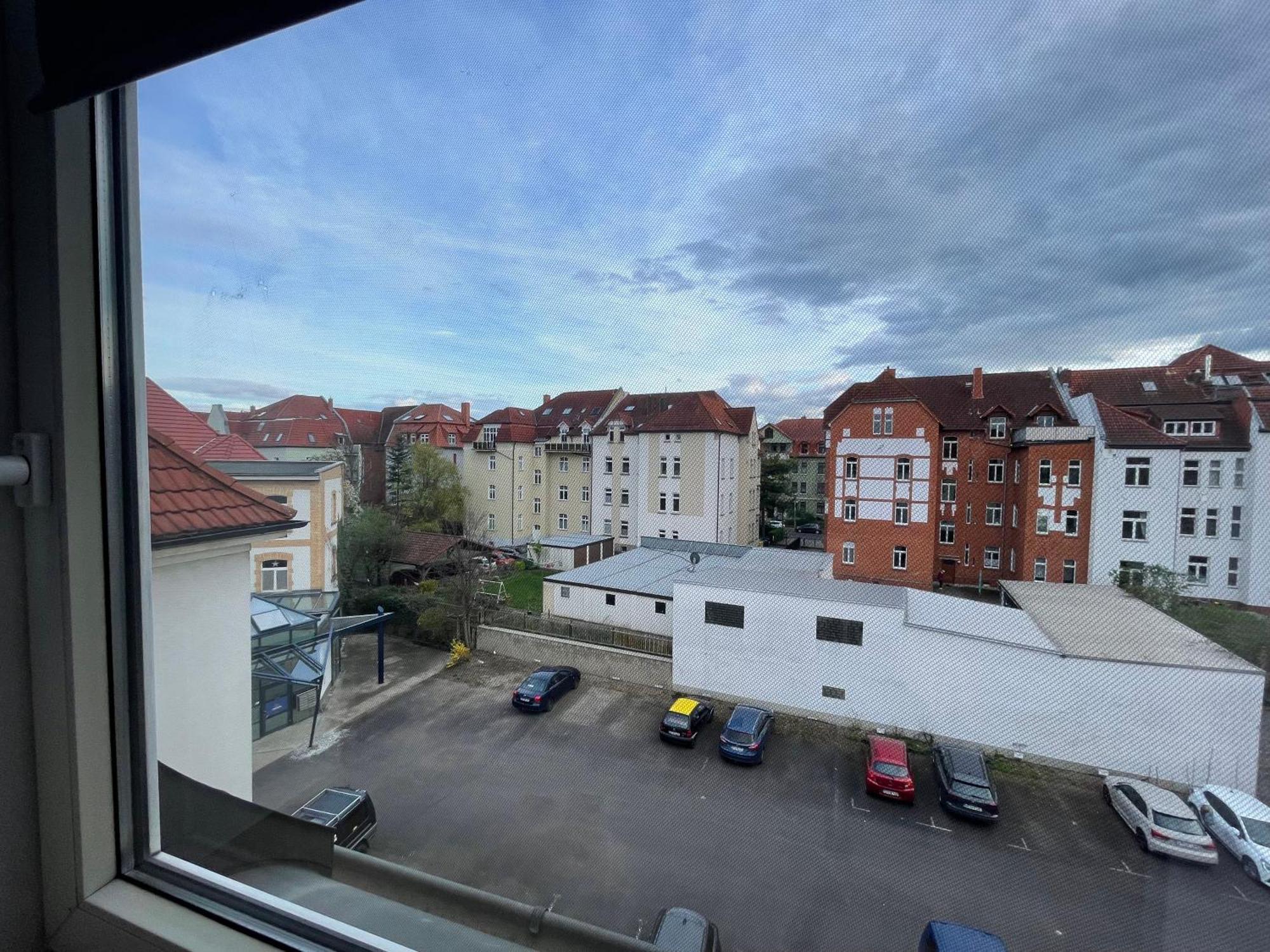 Raha Apartments - Modernes Studio-Apartment - Hbf - Gratis Parkplatz Erfurt Esterno foto